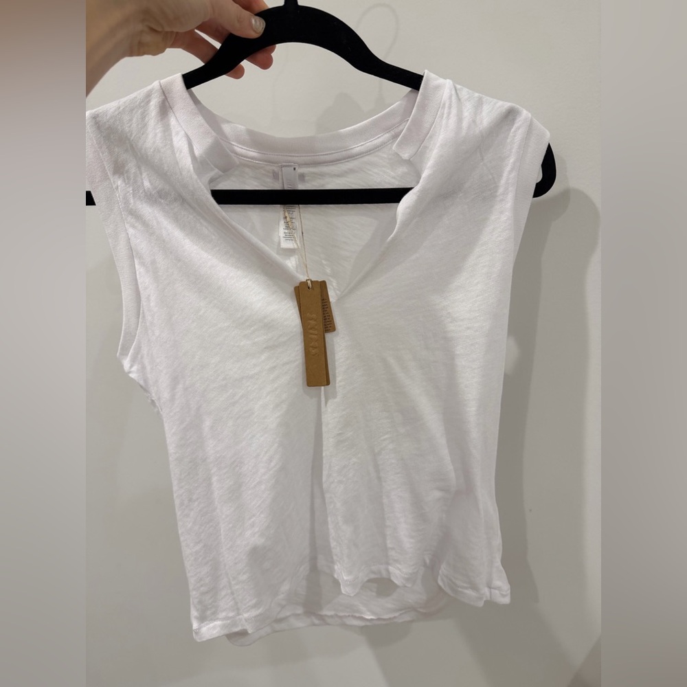 SKIMS White Sleeveless Top